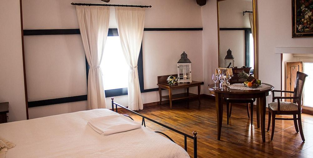 Hotel Ristorante Le Clarisse Amantea Bagian luar foto